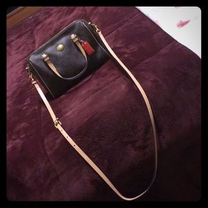 Authentic coach cross body bag